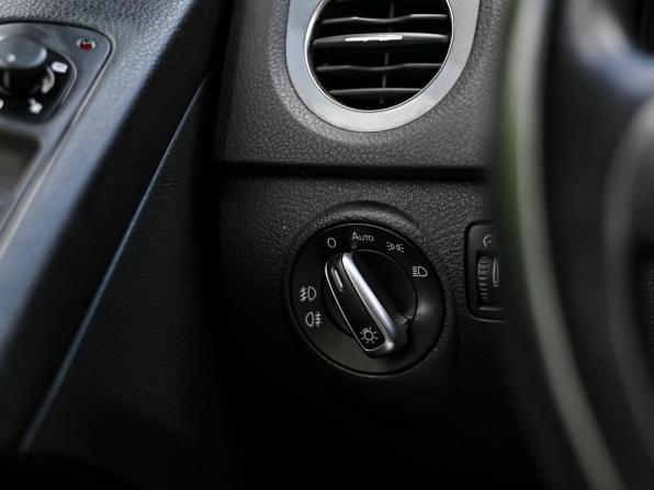 Volkswagen Tiguan I Рестайлинг с пробегом 2013 года, цена 1 048 000 рублей, 180045 км, внедорожник, Автокод Объявления