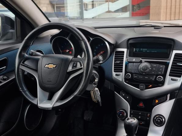 Chevrolet Cruze I Рестайлинг с пробегом 2012 года, цена 599 000 рублей, 251680 км, седан, Автокод Объявления