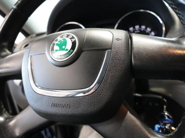 Skoda Yeti I с пробегом 2012 года, цена 829 000 рублей, 173058 км, внедорожник, Автокод Объявления