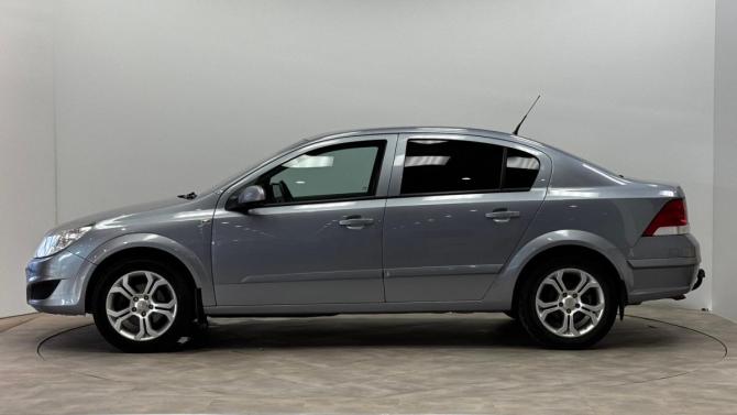 Opel Astra H Рестайлинг с пробегом 2009 года, цена 505 000 рублей, 188529 км, седан, Автокод Объявления