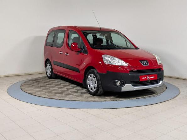Peugeot Partner II с пробегом 2010 года, цена 799 900 рублей, 275000 км, минивэн, Автокод Объявления