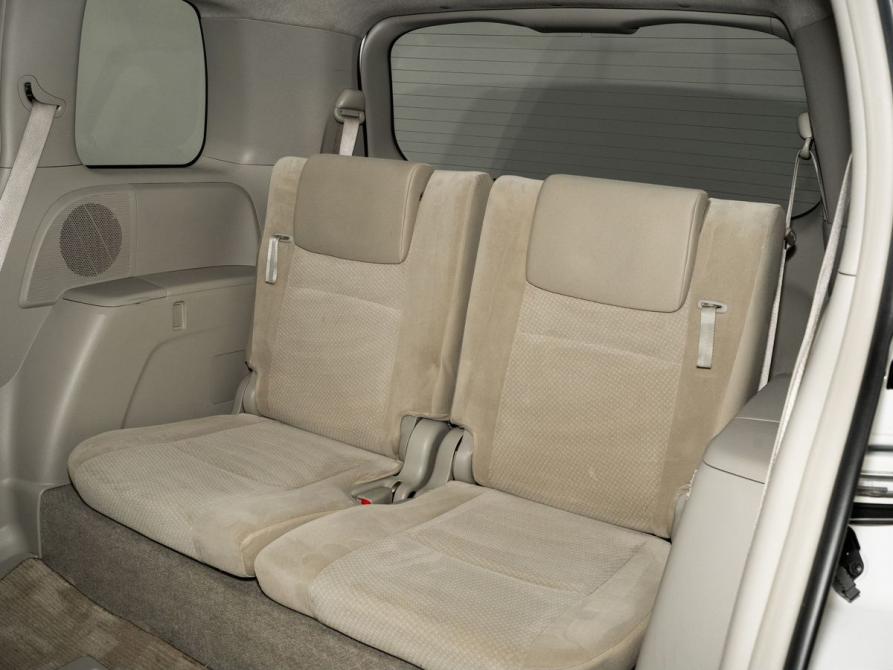 Toyota ISis I Рестайлинг Иркутск  - изображение 8