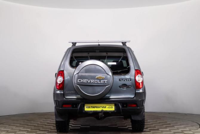 Chevrolet Niva I Рестайлинг с пробегом 2017 года, цена 719 000 рублей, 137723 км, внедорожник, Автокод Объявления