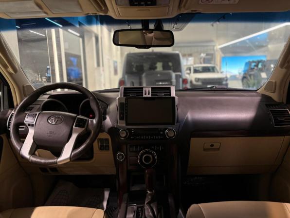 Toyota Land Cruiser Prado 150 Series Рестайлинг 1 с пробегом 2016 года, цена 2 900 000 рублей, 290561 км, внедорожник, Автокод Объявления