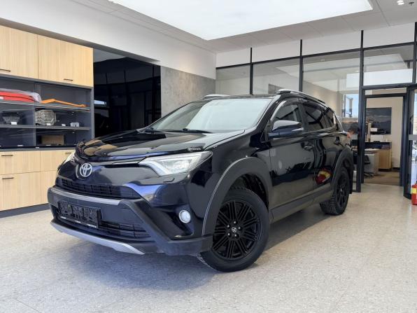 Toyota RAV4 IV (XA40) Рестайлинг с пробегом 2018 года, цена 2 310 000 рублей, 134499 км, внедорожник, Автокод Объявления