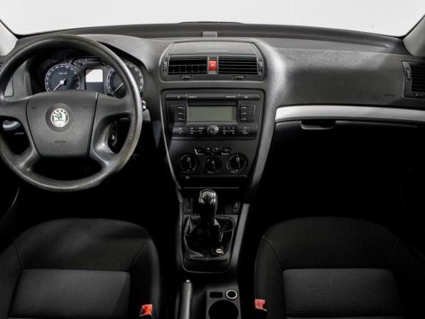Skoda Octavia II (A5) с пробегом 2008 года, цена 640 000 рублей, 186420 км, лифтбек, Автокод Объявления