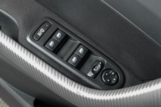 Peugeot 308 I с пробегом 2010 года, цена 579 000 рублей, 233000 км, хэтчбек, Автокод Объявления