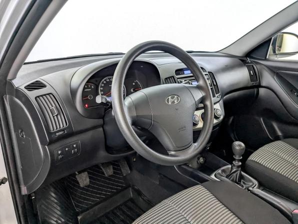 Hyundai Elantra IV (HD) с пробегом 2010 года, цена 825 000 рублей, 40981 км, седан, Автокод Объявления