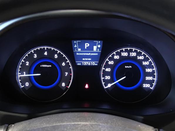 Hyundai Solaris I с пробегом 2013 года, цена 810 000 рублей, 137610 км, седан, Автокод Объявления