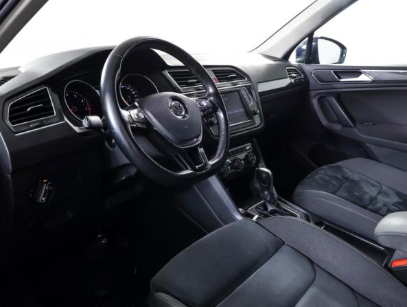 Volkswagen Tiguan II с пробегом 2017 года, цена 2 674 000 рублей, 82100 км, внедорожник, Автокод Объявления
