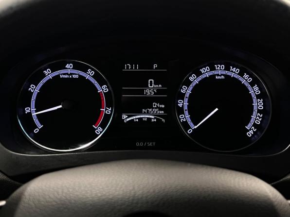 Skoda Rapid I Рестайлинг с пробегом 2019 года, цена 1 134 000 рублей, 147595 км, лифтбек, Автокод Объявления