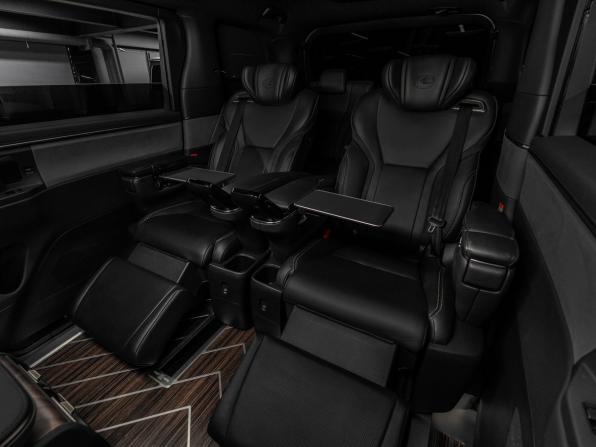 Lexus LM II с пробегом 2023 года, цена 14 740 000 рублей, 34513 км, минивэн, Автокод Объявления