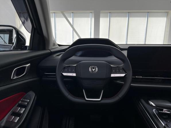 Changan UNI-S (CS55 Plus) с пробегом 2024 года, цена 2 390 000 рублей, 17822 км, внедорожник, Автокод Объявления