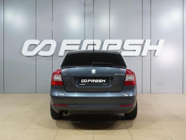 Skoda Octavia II (A5) Рестайлинг с пробегом 2010 года, цена 869 000 рублей, 255006 км, лифтбек, Автокод Объявления