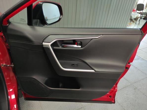 Toyota RAV4 V (XA50) с пробегом 2021 года, цена 3 463 000 рублей, 36932 км, внедорожник, Автокод Объявления