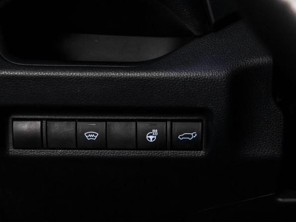 Toyota RAV4 V (XA50) с пробегом 2021 года, цена 3 799 000 рублей, 97159 км, внедорожник, Автокод Объявления