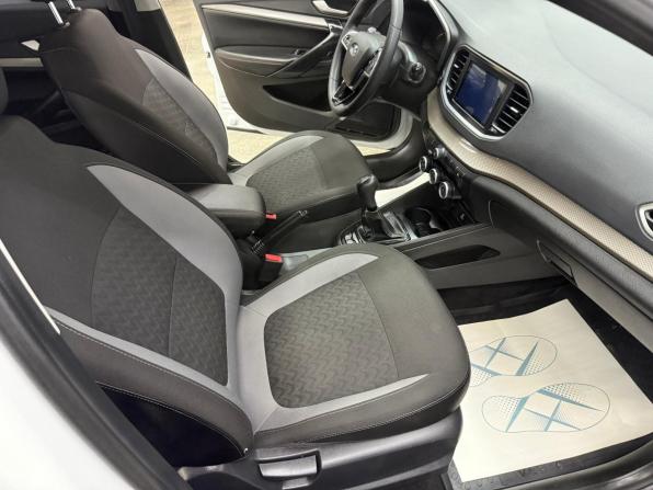Lada (ВАЗ) Vesta I Рестайлинг (NG) с пробегом 2023 года, цена 1 160 000 рублей, 33945 км, седан, Автокод Объявления