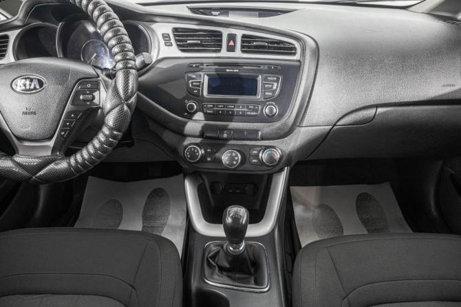 Kia Ceed II с пробегом 2013 года, цена 849 000 рублей, 140000 км, хэтчбек, Автокод Объявления