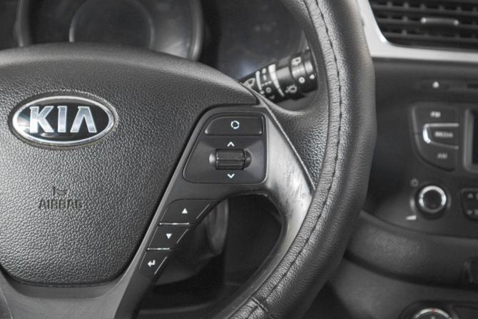Kia Ceed II с пробегом 2013 года, цена 1 049 000 рублей, 176500 км, хэтчбек, Автокод Объявления