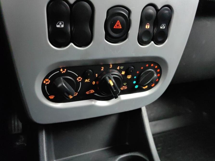 Renault Sandero I Подольск  - изображение 15