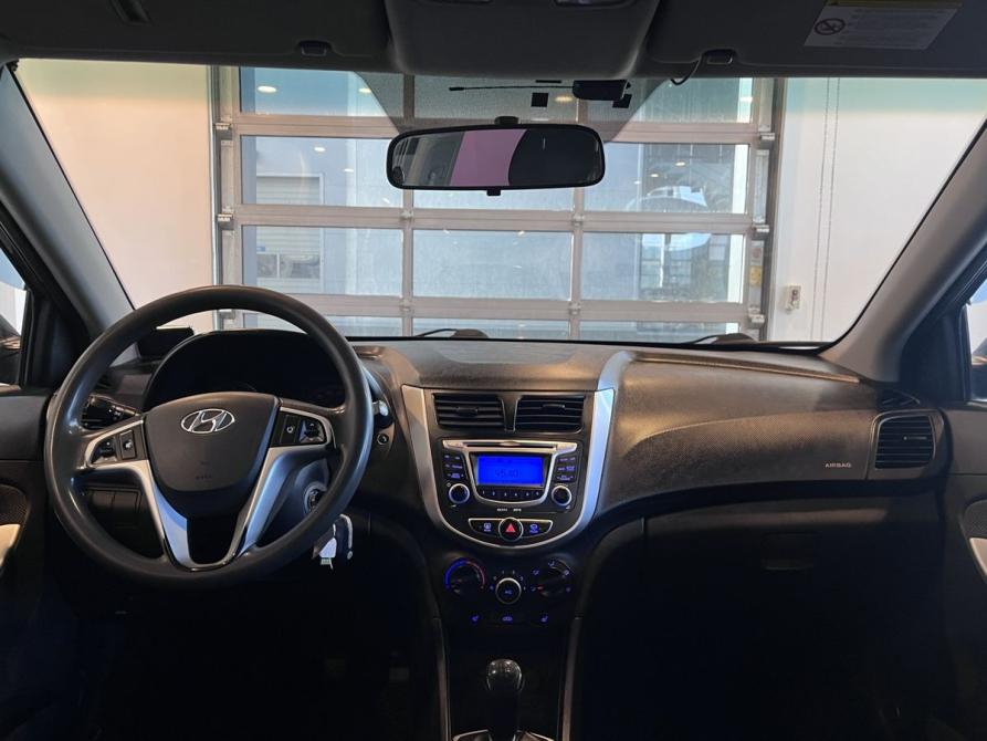 Hyundai Solaris I Чебоксары  - изображение 9
