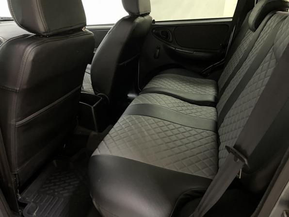 Chevrolet Niva I Рестайлинг с пробегом 2015 года, цена 699 000 рублей, 130910 км, внедорожник, Автокод Объявления