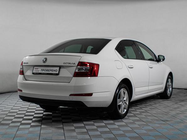 Skoda Octavia III (A7) с пробегом 2016 года, цена 1 627 000 рублей, 124407 км, лифтбек, Автокод Объявления