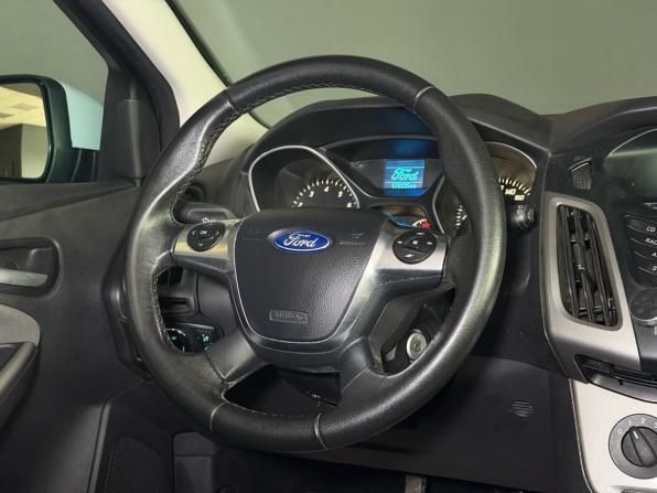 Ford Focus III с пробегом 2012 года, цена 699 000 рублей, 178235 км, хэтчбек, Автокод Объявления
