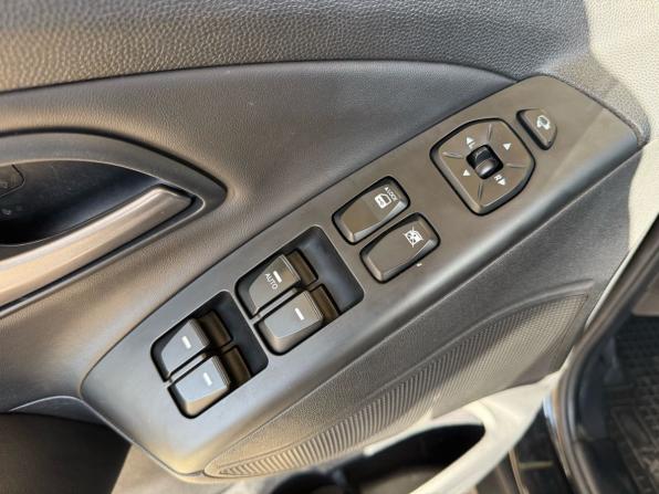 Hyundai ix35 I Рестайлинг с пробегом 2014 года, цена 1 329 000 рублей, 153000 км, внедорожник, Автокод Объявления