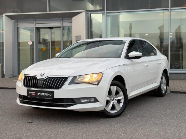 Skoda Superb III с пробегом 2018 года, цена 1 965 000 рублей, 136377 км, лифтбек, Автокод Объявления