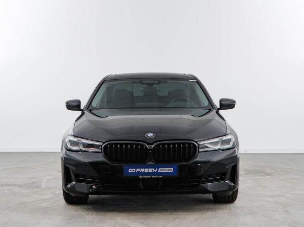 BMW 5 серии VII (G30/G31/G38) Рестайлинг с пробегом 2021 года, цена 4 635 999 рублей, 110022 км, седан, Автокод Объявления