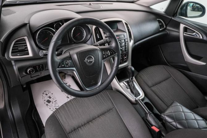Opel Astra J с пробегом 2011 года, цена 759 000 рублей, 235000 км, хэтчбек, Автокод Объявления
