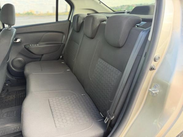Renault Logan II с пробегом 2014 года, цена 760 000 рублей, 121280 км, седан, Автокод Объявления