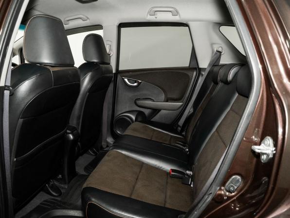 Honda Fit Shuttle I с пробегом 2012 года, цена 900 000 рублей, 193553 км, универсал, Автокод Объявления