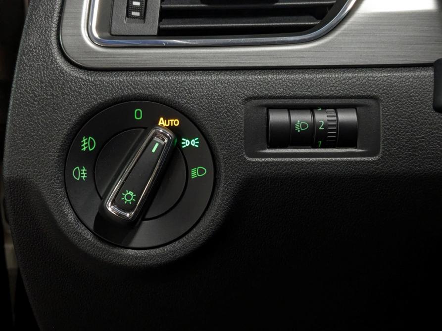 Skoda Rapid I Рестайлинг Москва  - изображение 23