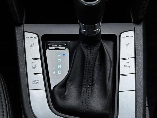 Hyundai Elantra VI (AD) Рестайлинг с пробегом 2020 года, цена 1 735 000 рублей, 67000 км, седан, Автокод Объявления