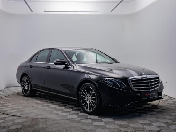 Mercedes-Benz E-Класс V (W213 S213 C238) с пробегом 2018 года, цена 2 390 000 рублей, 240300 км, седан, Автокод Объявления