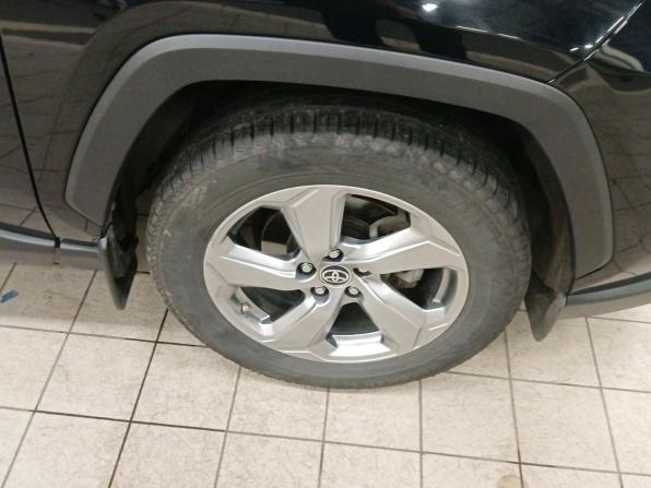 Toyota RAV4 V (XA50) с пробегом 2021 года, цена 2 400 000 рублей, 114140 км, внедорожник, Автокод Объявления