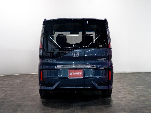 Honda Stepwgn V Рестайлинг с пробегом 2019 года, цена 2 580 000 рублей, 20500 км, минивэн, Автокод Объявления