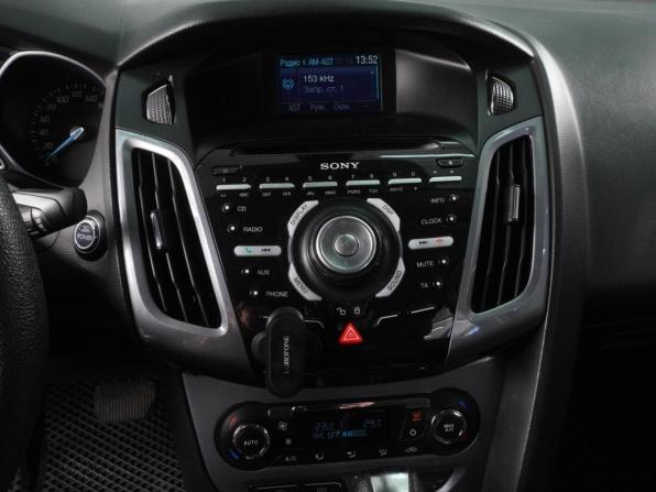 Ford Focus III с пробегом 2013 года, цена 1 118 000 рублей, 220553 км, седан, Автокод Объявления