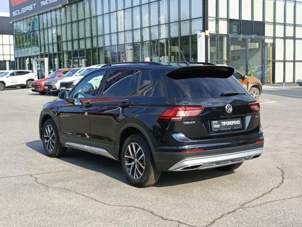 Volkswagen Tiguan II с пробегом 2020 года, цена 2 760 000 рублей, 111084 км, внедорожник, Автокод Объявления