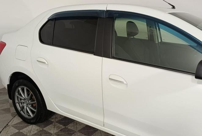Renault Logan II с пробегом 2018 года, цена 735 000 рублей, 113628 км, седан, Автокод Объявления