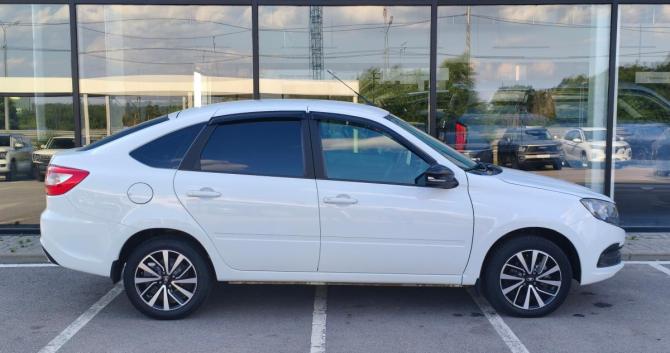 Lada (ВАЗ) Granta I Рестайлинг с пробегом 2024 года, цена 832 000 рублей, 60911 км, лифтбек, Автокод Объявления