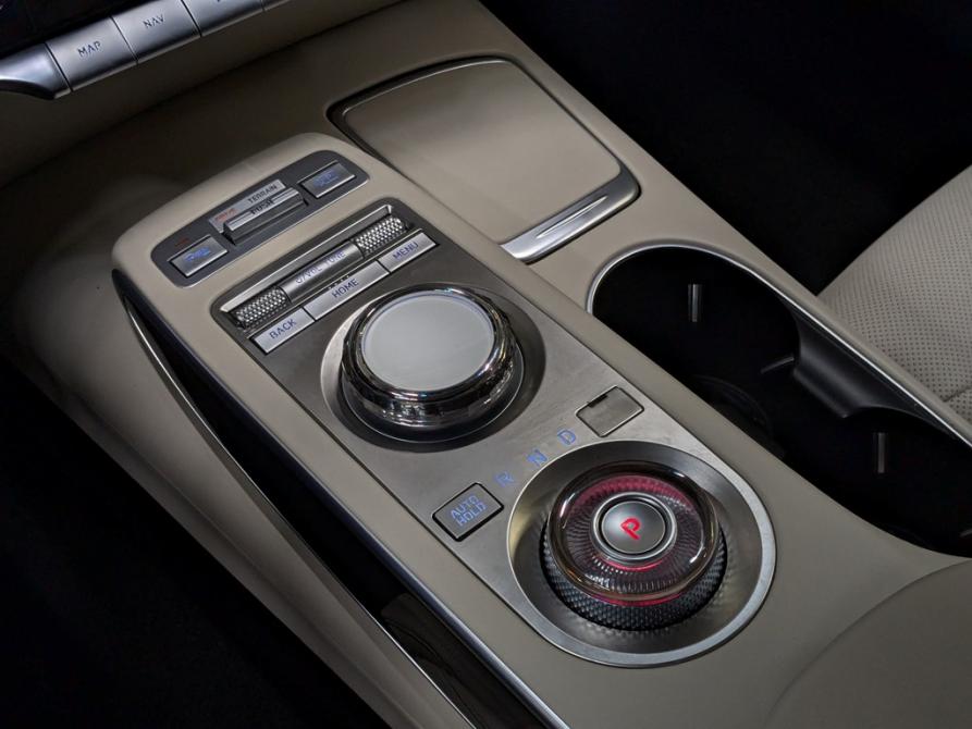 Genesis GV70 I Москва  - изображение 22
