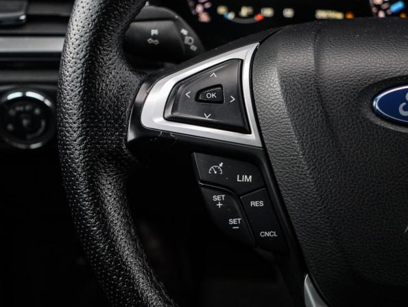 Ford Mondeo V с пробегом 2015 года, цена 1 360 000 рублей, 206793 км, седан, Автокод Объявления
