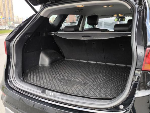 Hyundai Santa Fe III Рестайлинг с пробегом 2018 года, цена 2 460 000 рублей, 130800 км, внедорожник, Автокод Объявления