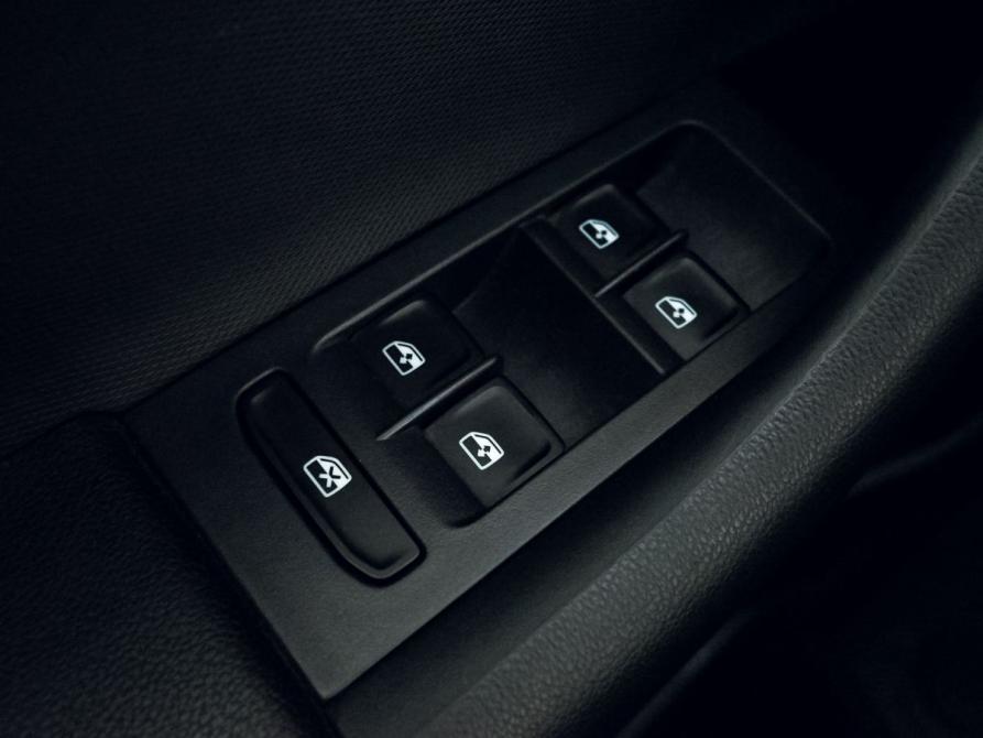 Skoda Rapid I Рестайлинг Екатеринбург  - изображение 12