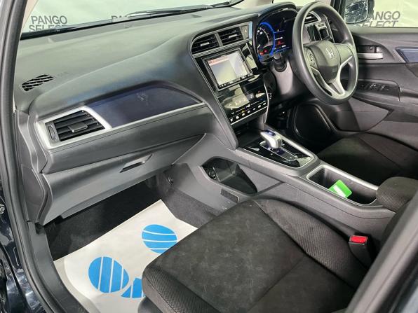 Honda Shuttle II с пробегом 2017 года, цена 1 140 000 рублей, 215000 км, универсал, Автокод Объявления