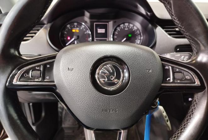 Skoda Octavia III (A7) с пробегом 2015 года, цена 1 317 000 рублей, 209487 км, лифтбек, Автокод Объявления
