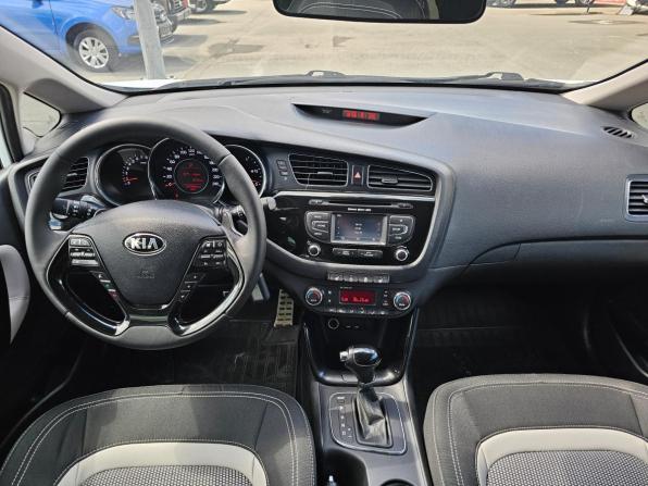 Kia Ceed II с пробегом 2014 года, цена 899 995 рублей, 187967 км, хэтчбек, Автокод Объявления
